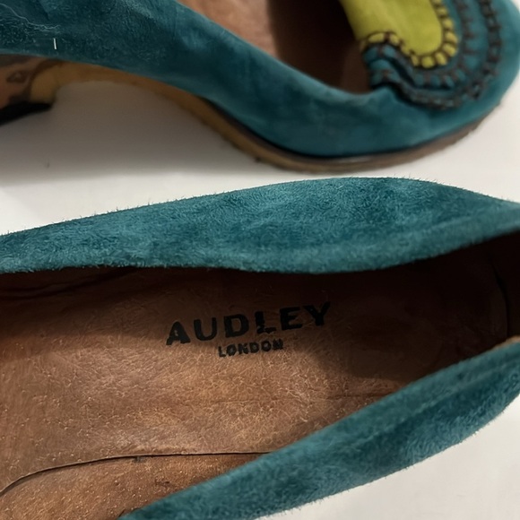 Audley London Turquoise Suede Tooled Leather Heels - Picture 8 of 9
